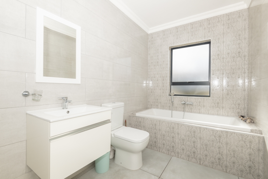3 Bedroom Property for Sale in Langebaan Country Estate Western Cape